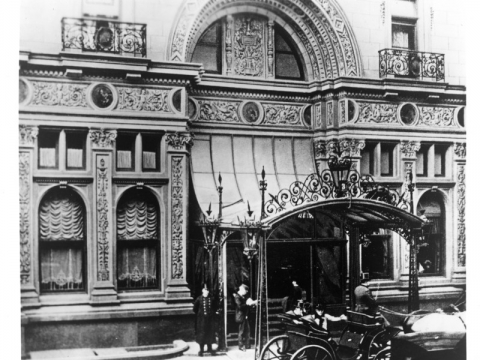 INGRESSO WALDORF ASTORIA NY