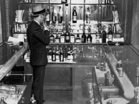 MONALISA SPEAKEASY USA 1933